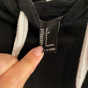 Forever 21 cropped hoodie